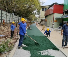 廣州黃埔開達路市政道路【彩色透水瀝青】正式開始施工！